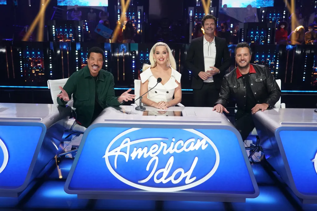 When does American Idol Season 22